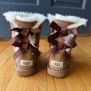 UGG Bailey Bow Boots size 13 chestnut